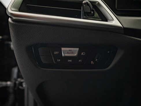 Used 2025 BMW 330i xDrive Sedan image 38