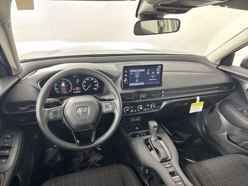 Certified 2026 Honda HR-V LX image 24