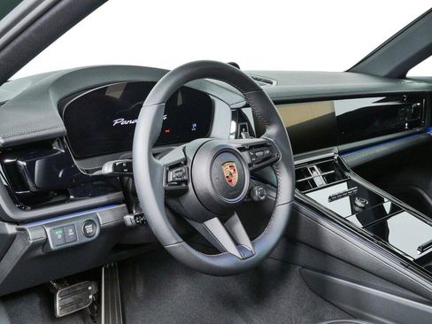 New 2026 Porsche Panamera image 4