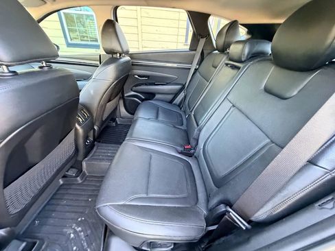 Used 2022 Hyundai Tucson Limited image 23