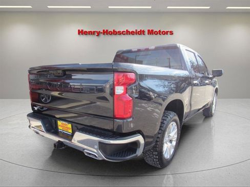 Used 2022 Chevrolet Silverado 1500 LTZ w/ LTZ Premium Package image 4