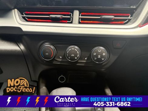 Used 2024 Chevrolet Trax RS w/ Sunroof Package FWD image 34