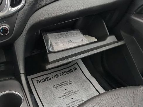 Used 2020 Chevrolet Equinox LT w/ Midnight Edition image 23