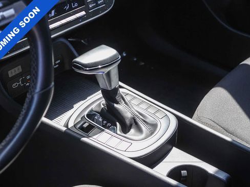 Certified 2025 Hyundai Kona SEL FWD image 24