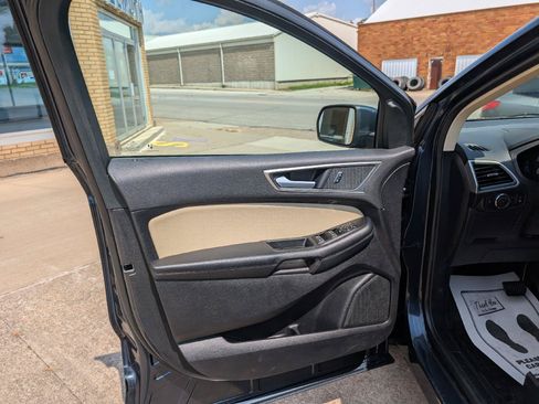 Used 2024 Ford Edge SEL w/ Convenience Package AWD/4WD image 10