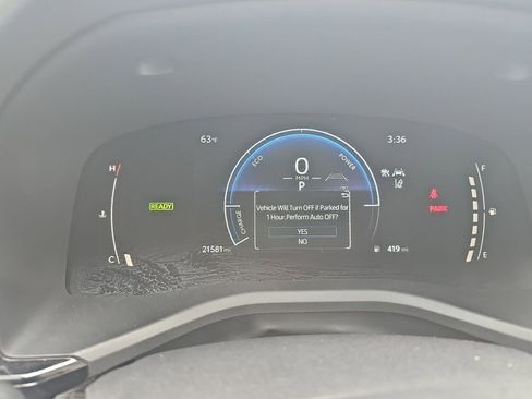 Used 2025 Toyota Camry LE image 9