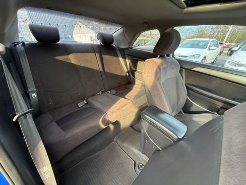 Used 2010 Kia Forte Koup SX image 40