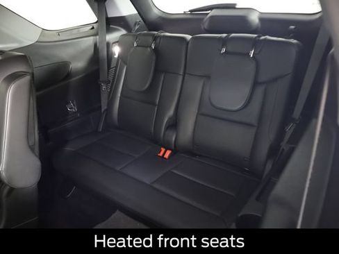 Used 2022 Ford Explorer XLT w/ Equipment Group 202A AWD/4WD image 37