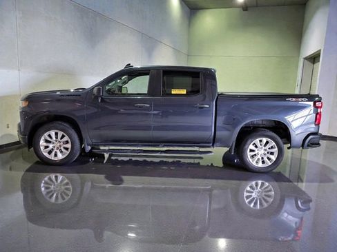 Used 2021 Chevrolet Silverado 1500 Custom w/ LPO, Dark Essentials Package image 16