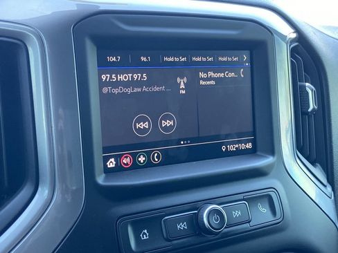 Used 2022 Chevrolet Silverado 1500 Custom w/ LPO, Dark Essentials Package RWD image 9