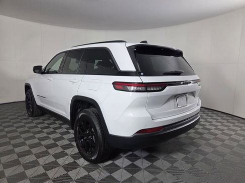 New 2026 Jeep Grand Cherokee Altitude RWD image 6