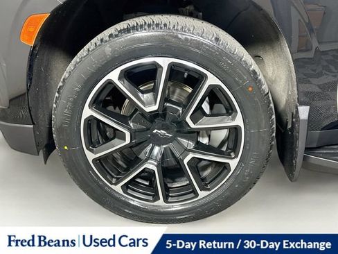 Certified 2023 Chevrolet Suburban RST w/ Luxury Package AWD/4WD image 41