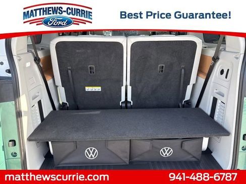 Used 2025 Volkswagen ID. Buzz Pro S Plus RWD image 14