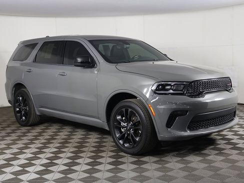 Used 2022 Dodge Durango SXT w/ Blacktop Package image 53
