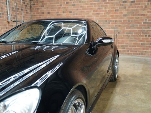 Used 2007 Mercedes-Benz SLK 55 AMG image 29