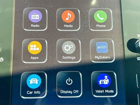 Certified 2025 Subaru Crosstrek 2.5i Limited w/ Crosstrek Mirror Package image 19