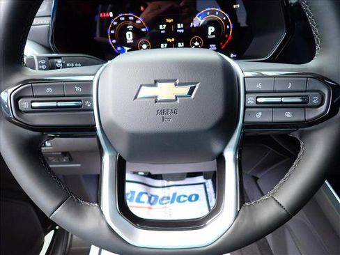 New 2025 Chevrolet Colorado LT w/ LT Convenience Package image 16