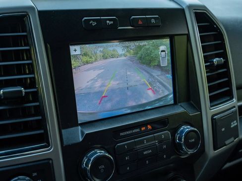 Used 2019 Ford F150 Lariat AWD/4WD image 19