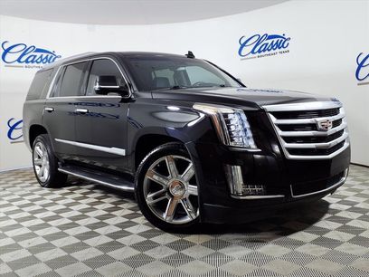 Used 2018 Cadillac Escalade Luxury
