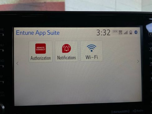 Used 2020 Toyota Highlander XLE image 54