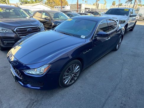 Used 2018 Maserati Ghibli RWD image 2