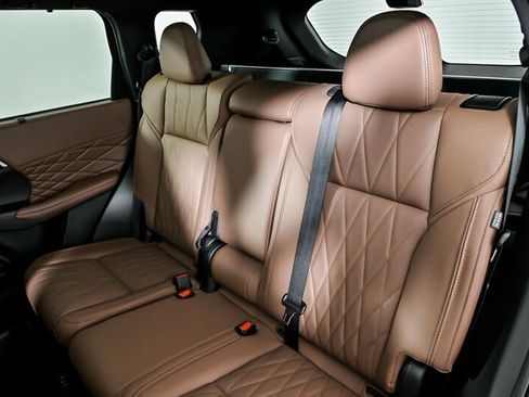 New 2025 Mitsubishi Outlander SEL image 16