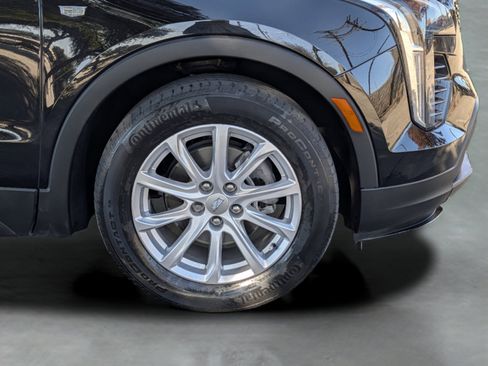 Used 2023 Cadillac XT4 Luxury w/ Cold Weather Package image 71