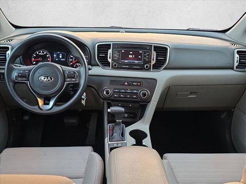 Used 2017 Kia Sportage LX w/ LX Popular Package image 17