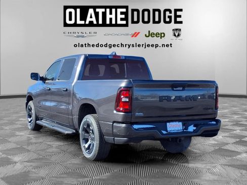 New 2026 RAM 1500 Express AWD/4WD image 3