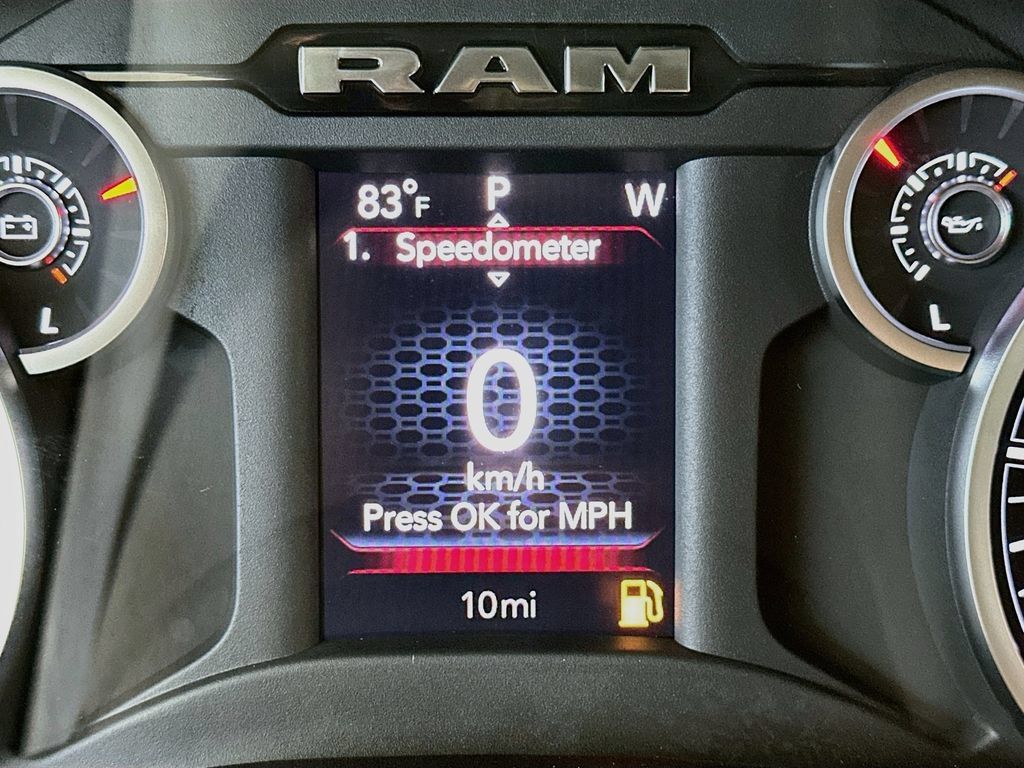 New 2026 RAM 1500 Express AWD/4WD image 11