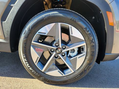 Used 2025 Hyundai Tucson SEL AWD/4WD image 38
