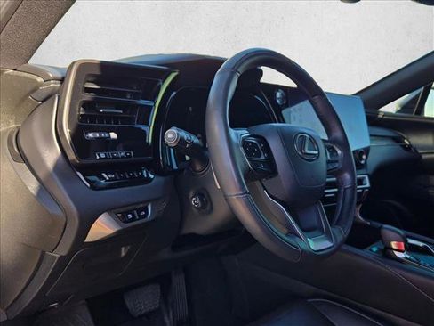 Used 2023 Lexus RX 350 image 10