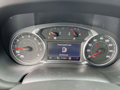 Used 2022 GMC Acadia SLT image 26