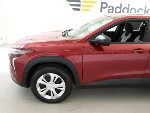 Used 2024 Chevrolet Trax LS FWD image 4