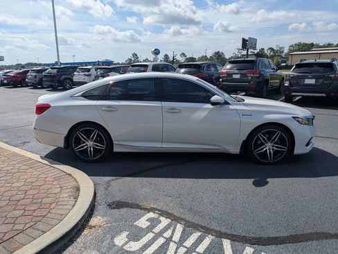 Used 2021 Honda Accord Touring image 4