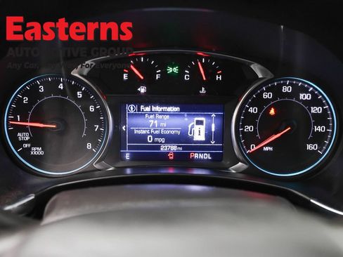 Used 2023 Chevrolet Equinox LT w/ Driver Convenience Package FWD image 18