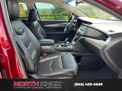 Used 2017 Cadillac XT5 Luxury FWD image 26
