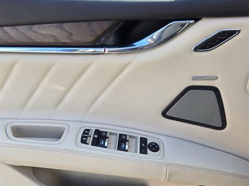 Used 2022 Maserati Quattroporte Modena image 30