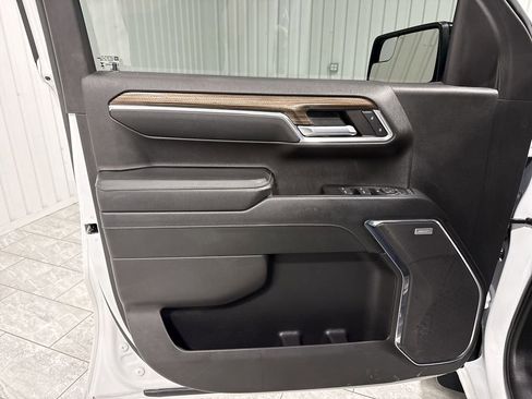 Used 2023 Chevrolet Silverado 1500 LT Trail Boss w/ Convenience Package II image 23