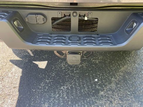 Used 2021 Toyota Tacoma TRD Sport AWD/4WD image 20