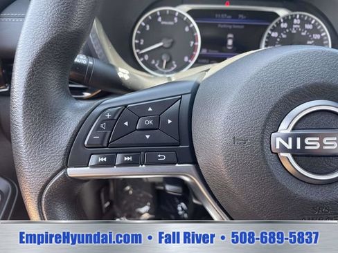 Used 2024 Nissan Sentra SV w/ Trunk Package FWD image 28