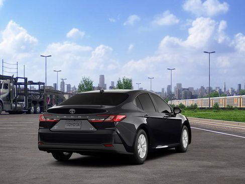 New 2026 Toyota Camry LE AWD/4WD image 9