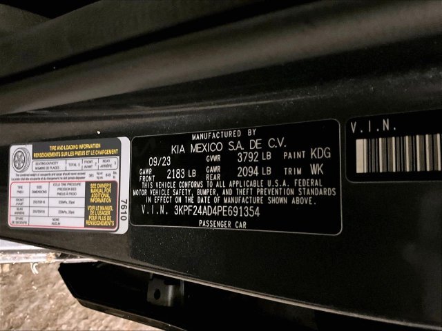 Used 2023 Kia Forte Sedan FWD image 32