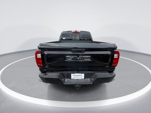New 2026 GMC Canyon Denali w/ LPO, Denali Black Edition AWD/4WD image 7
