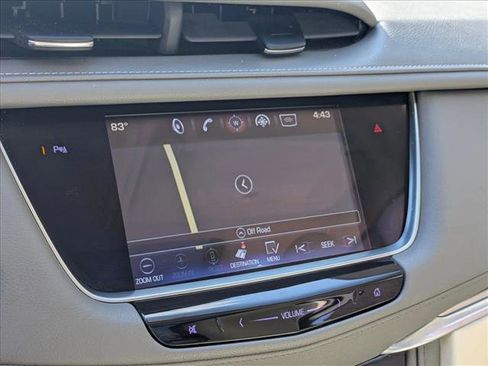 Used 2017 Cadillac XT5 Luxury w/ Driver Awareness Package image 14