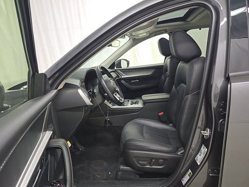 Used 2024 MAZDA CX-90 3.3 Turbo w/ Preferred Package AWD/4WD image 4