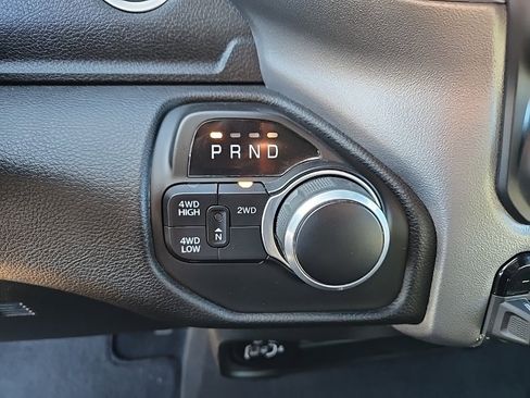 Used 2024 RAM 2500 Big Horn w/ Bed Utility Group image 25