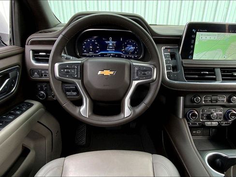 Used 2024 Chevrolet Tahoe LT w/ LT Signature Package image 5