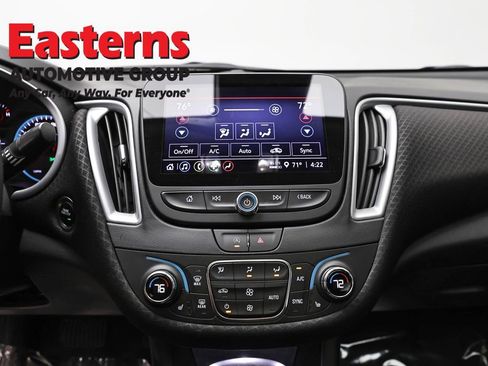 Used 2023 Chevrolet Malibu LT FWD image 12