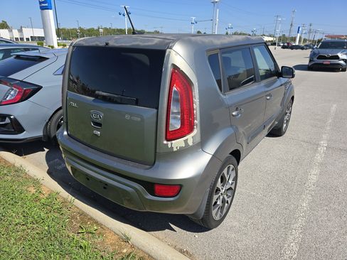 Used 2012 Kia Soul ! image 3